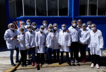 Estudiantes del primer año conocen los procesos productivos en Delizia