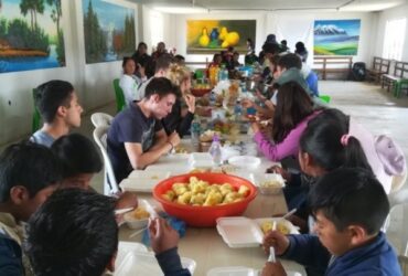 «Acción Social en la „Unidad Educativa San Marcos“ de la localidad de Collana «