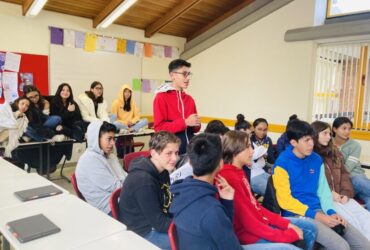 «¡Buenos días, queridos alumnos del Gymnasium am Römerkastell de Alzey!»