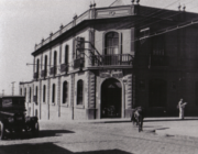 Hindenburg elegido como presidente Traslado del Colegio a predios en la Av 6 de Agosto Esq. Guachalla (Casa madres alemanas)